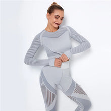 Load image into Gallery viewer, Harper Two-Piece Yoga Set
