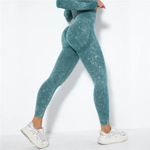 Load image into Gallery viewer, Lillian Scrunch Seamless High Waist Ankle Biter Leggings
