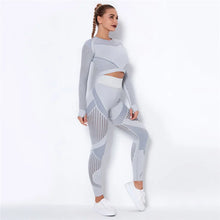 Load image into Gallery viewer, Harper Two-Piece Yoga Set
