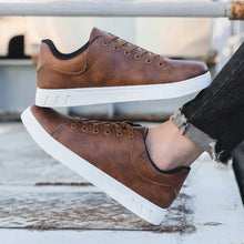 Load image into Gallery viewer, Silas Leather Sneakers
