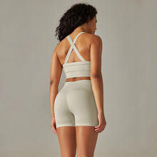 Load image into Gallery viewer, Winni Seamless Two-Piece Yoga Set
