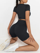 Load image into Gallery viewer, Yeilyn Seamless Two-Piece Yoga Set
