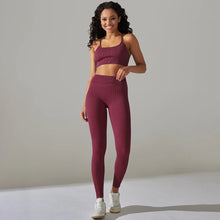 Load image into Gallery viewer, Yuvika Seamless Ribbed Two-Piece Yoga Set
