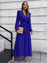 Load image into Gallery viewer, Isla Terry Pleated Long Sleeve Maxi Dress
