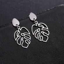 Load image into Gallery viewer, Laicey Leaf Earrings
