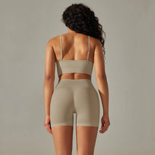 Load image into Gallery viewer, Willasia Seamless Two-Piece Yoga Set
