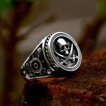 Load image into Gallery viewer, The Pirate Skull Ring
