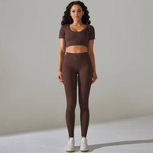 Load image into Gallery viewer, Yiseth Seamless Two-Piece Yoga Set
