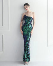 Load image into Gallery viewer, Chelsea Evee Sequin Mermaid Maxi Dress
